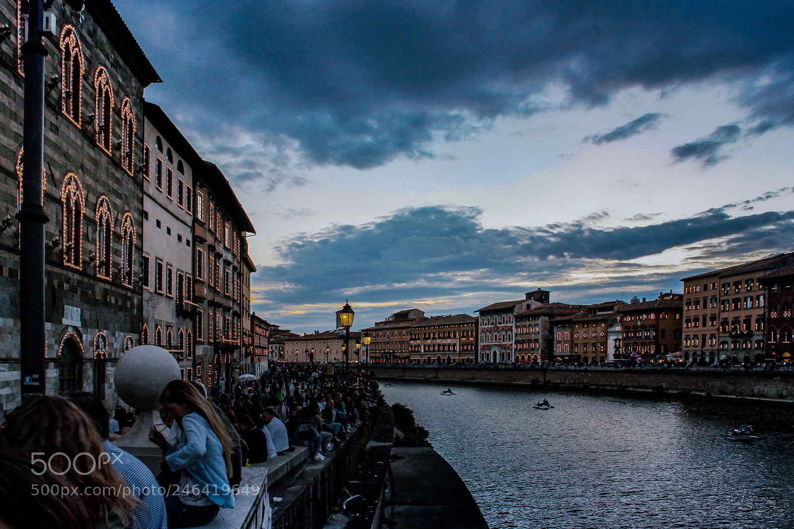 Canon EOS 550D (EOS Rebel T2i / EOS Kiss X4) sample photo. Pisa by night photography