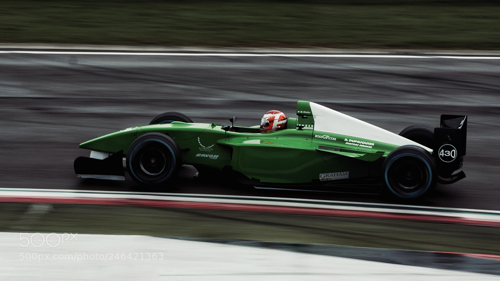 Nikon D5200 sample photo. Green devil photography
