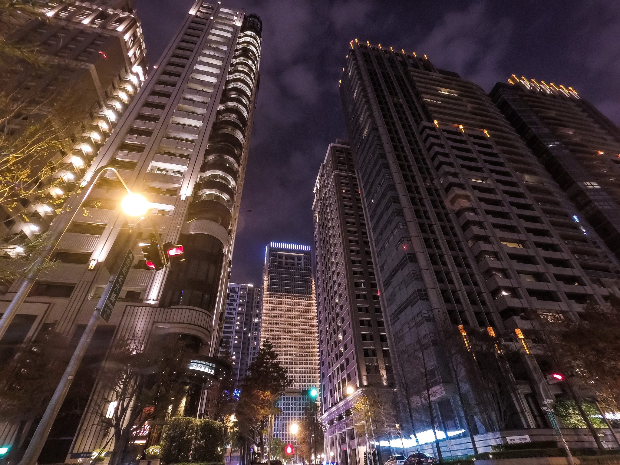 GoPro HERO5 Session sample photo. Building in taichung  photography