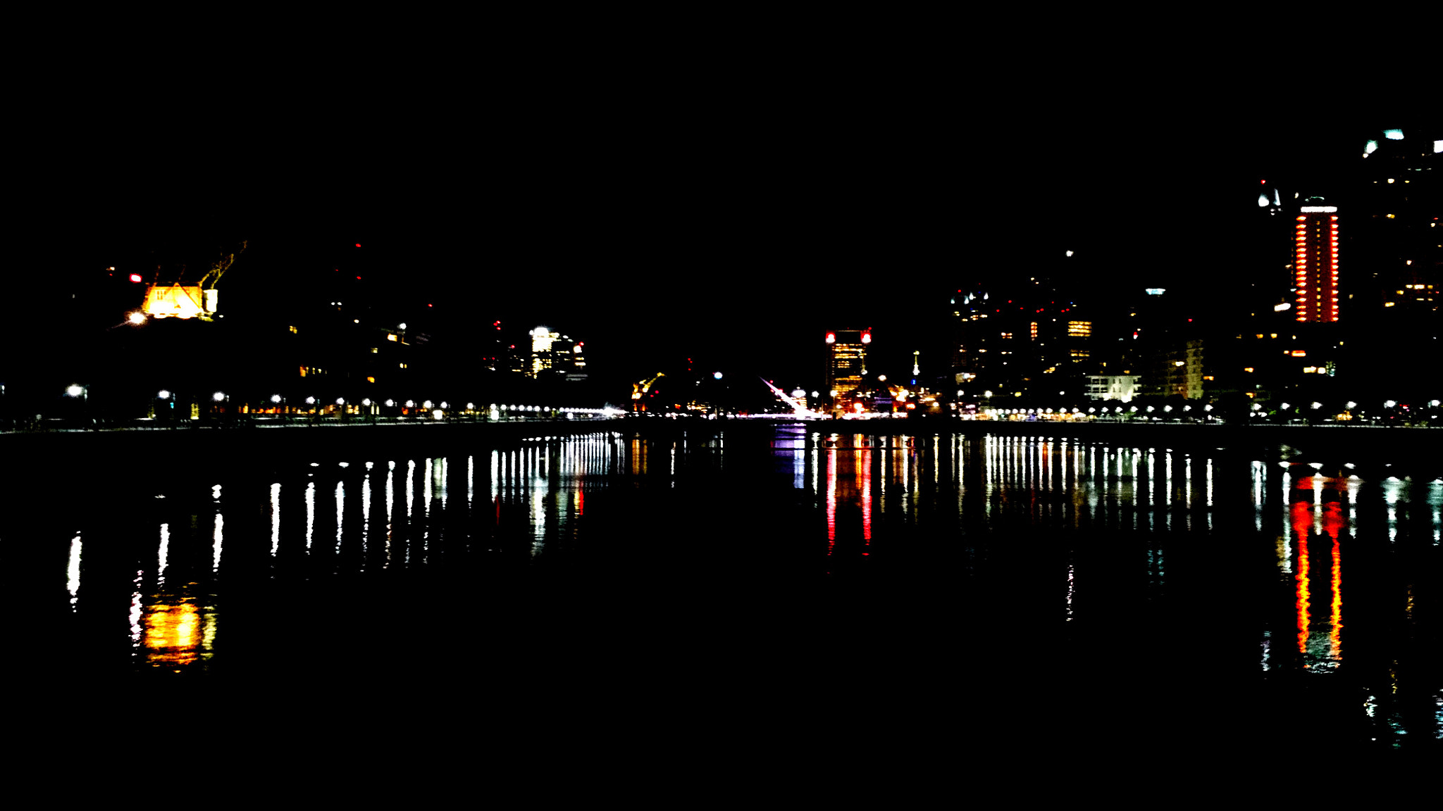 Motorola Moto X (2nd Gen) sample photo. Night lite photography