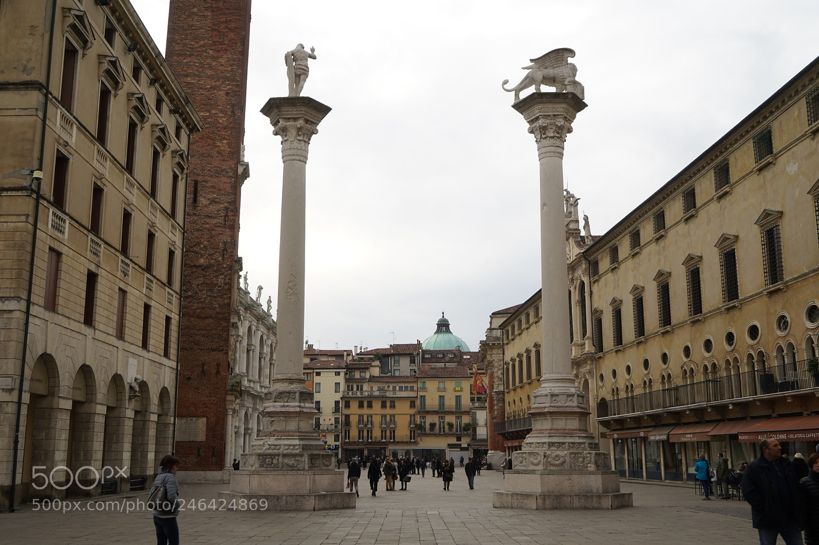 Sony a7 sample photo. Piazza veneta - vicenza photography