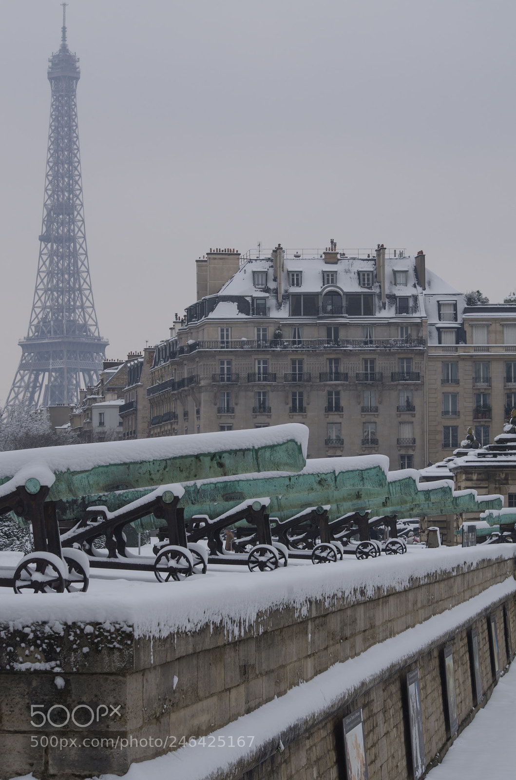 Pentax K-5 sample photo. Paris, canons des invalide photography