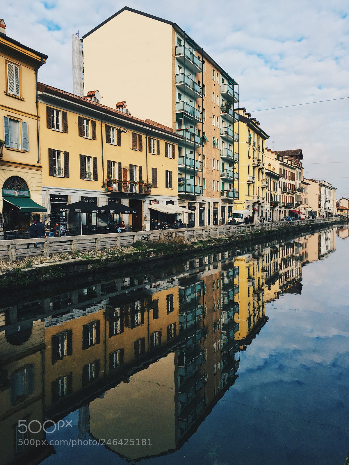 Apple iPhone 6 sample photo. Milano photography