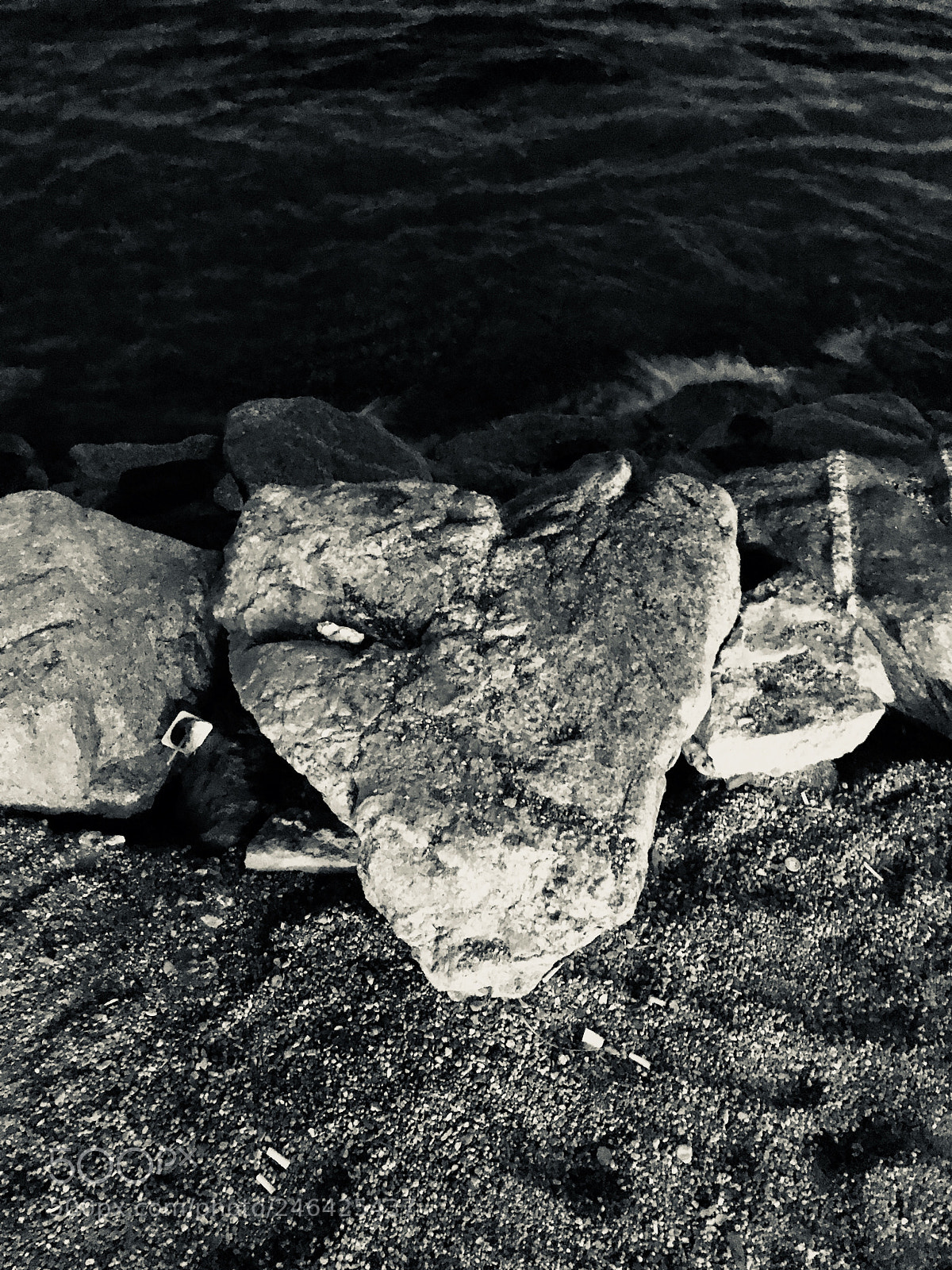 Apple iPhone 7 Plus sample photo. Heart of stone ... photography