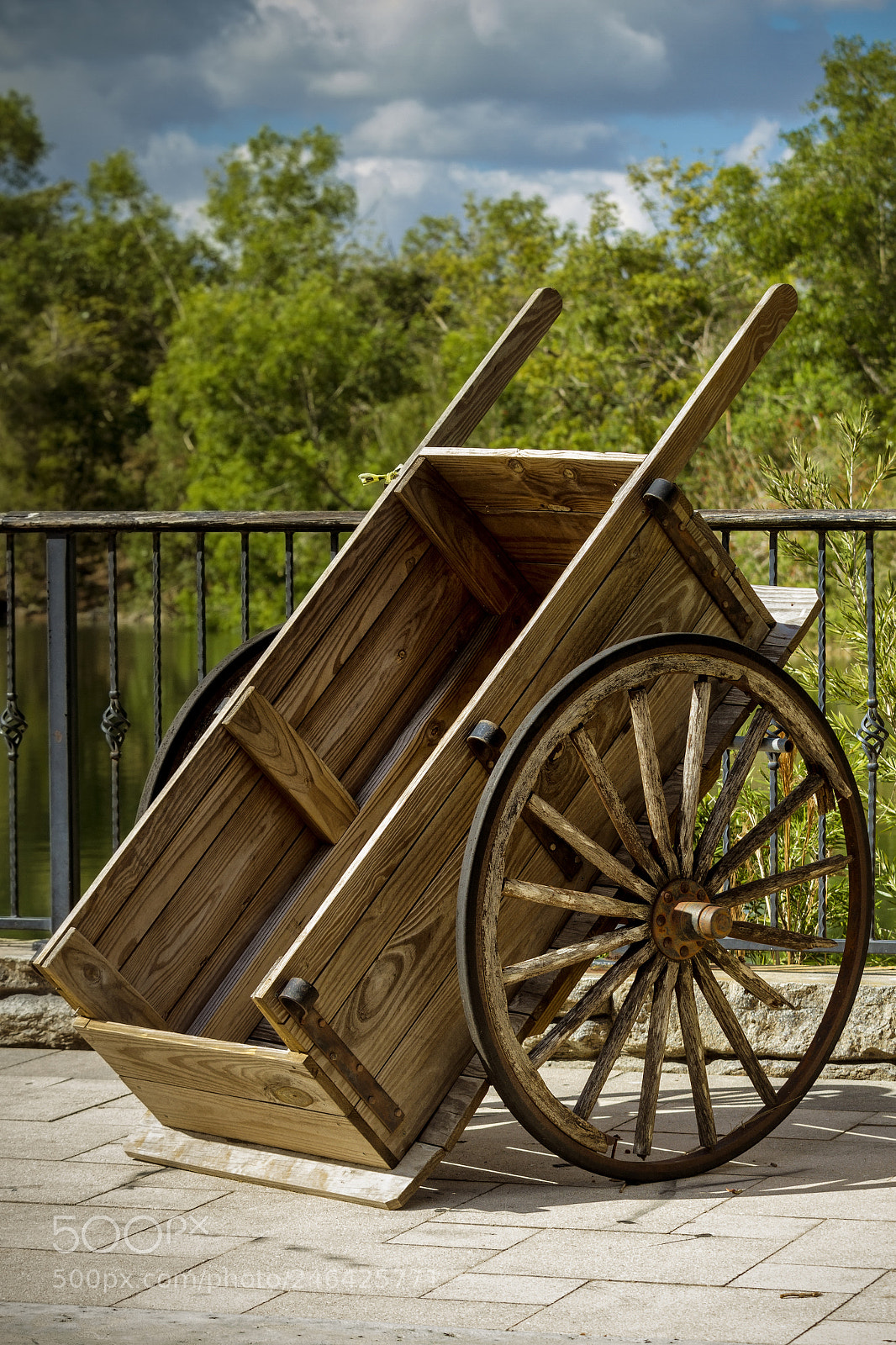 Canon EOS 7D sample photo. Old wood cart photography