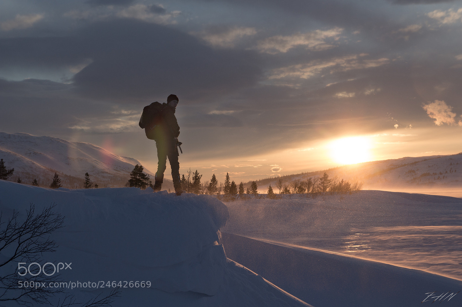 Canon EOS 700D (EOS Rebel T5i / EOS Kiss X7i) sample photo. Finding the sunset photography