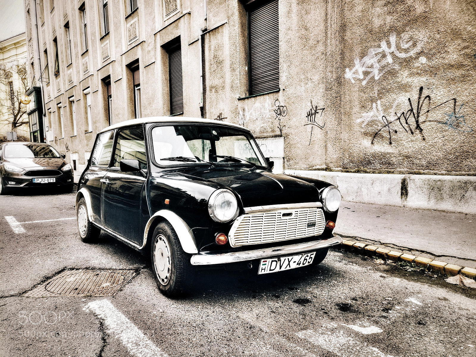 OnePlus A3003 sample photo. Heritage photography