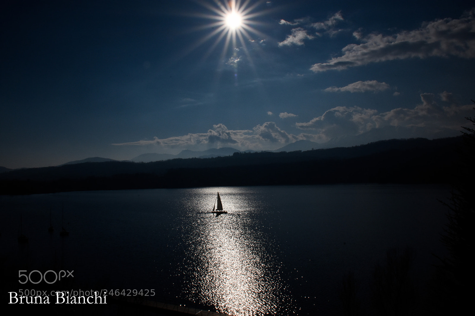 Nikon D7200 sample photo. The mountain's  lake photography
