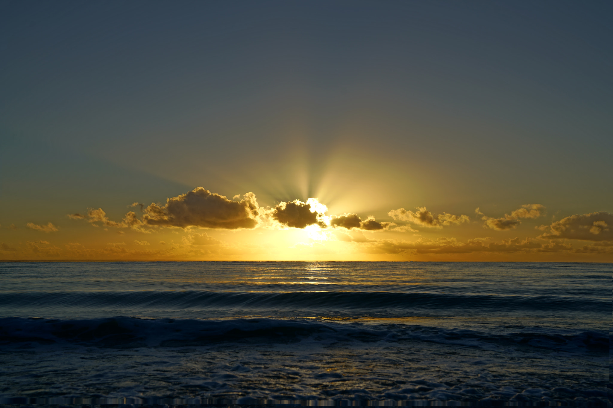 Sony FE 24-70mm F2.8 GM sample photo. Good morning hollywood beach 2/17/2018  happy saturday, day starts with beautiful sunrise photography