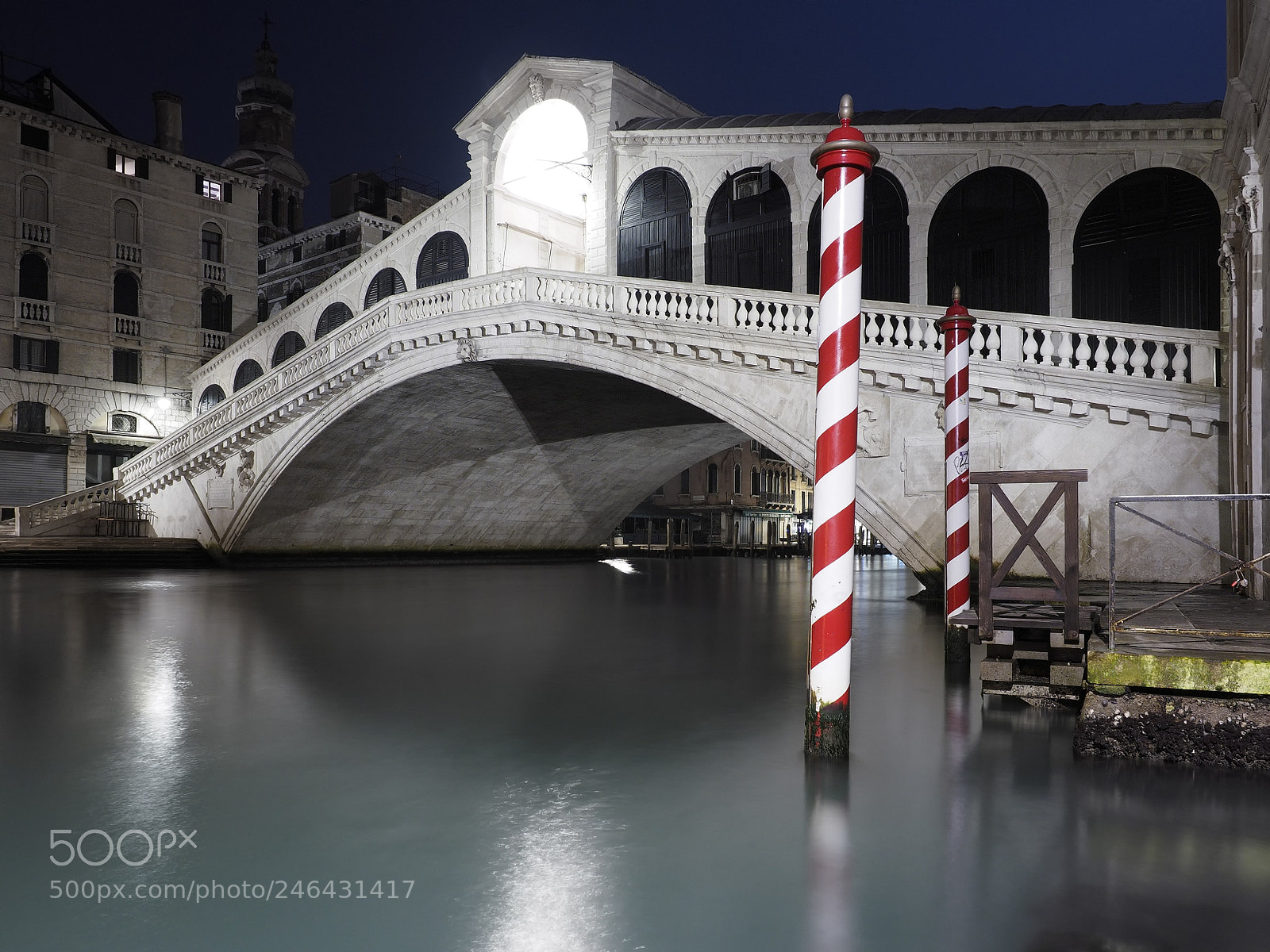 Olympus OM-D E-M1 sample photo. Rialto bridge by night photography
