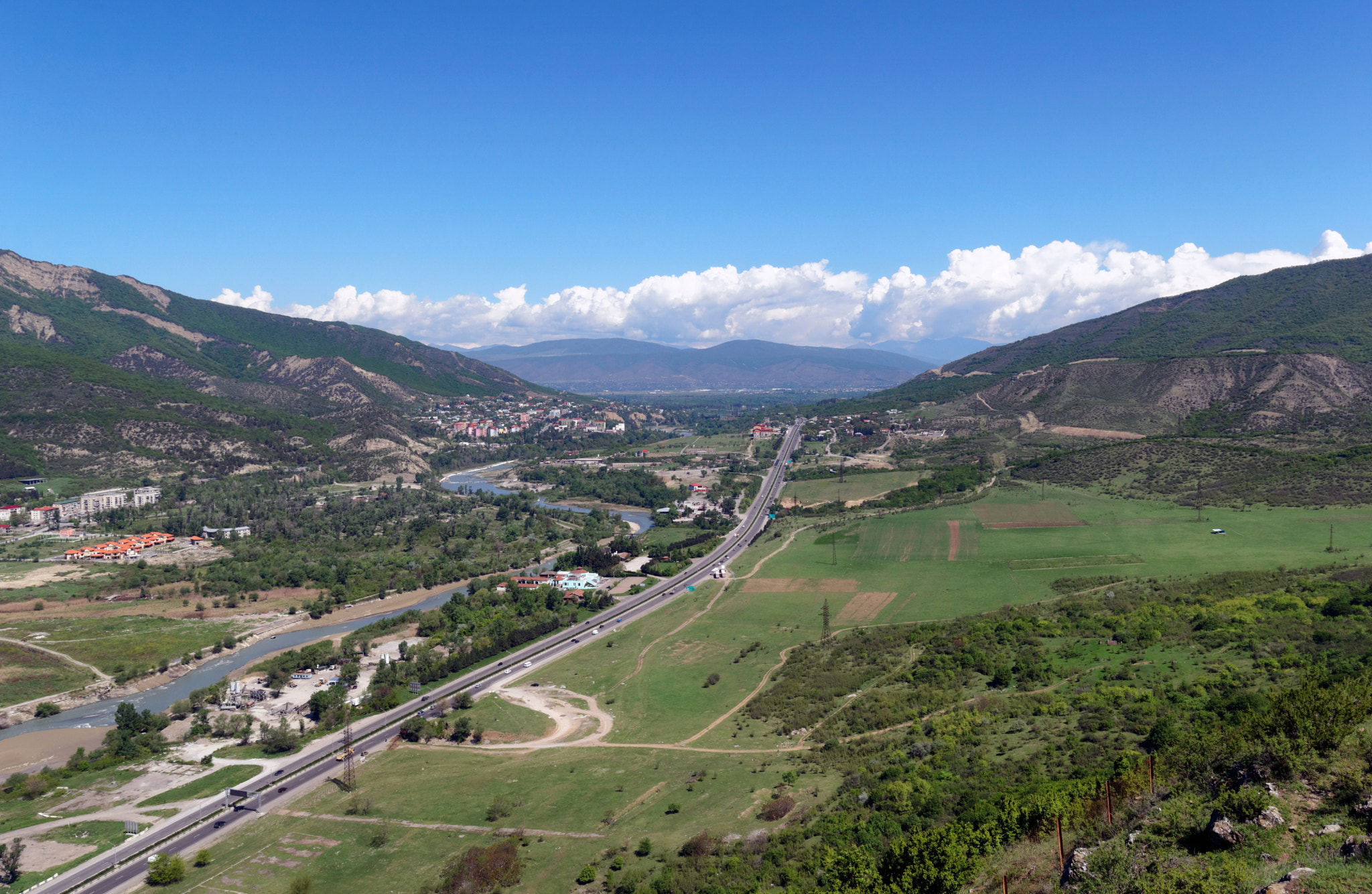 Tamron SP AF 17-50mm F2.8 XR Di II LD Aspherical (IF) sample photo. Georgia. mtskheta photography
