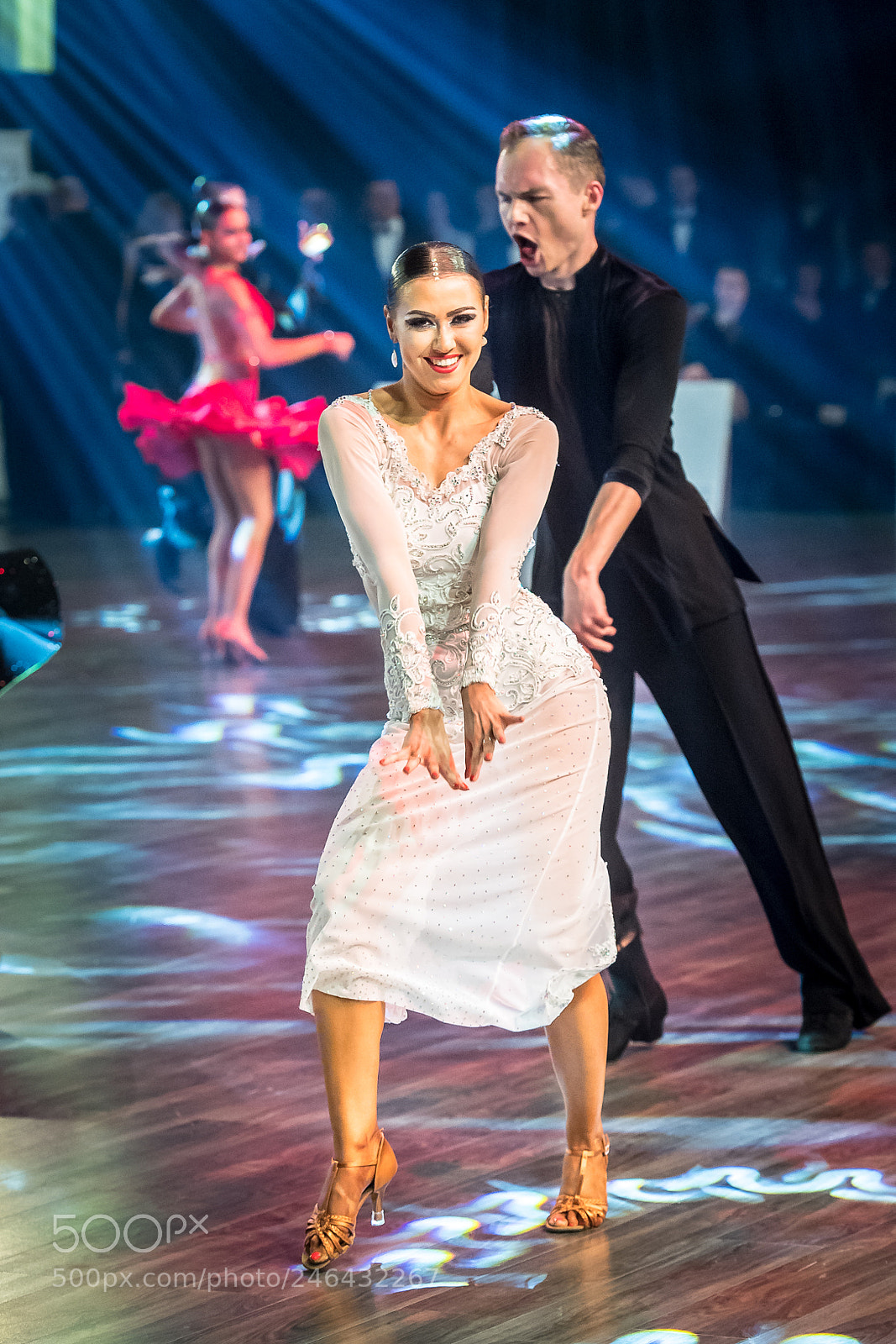 Nikon D5 sample photo. Dancers dancing latin dance photography