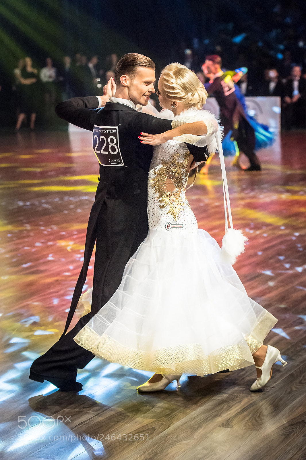 Nikon D5 sample photo. Dancers dancing standard dance photography