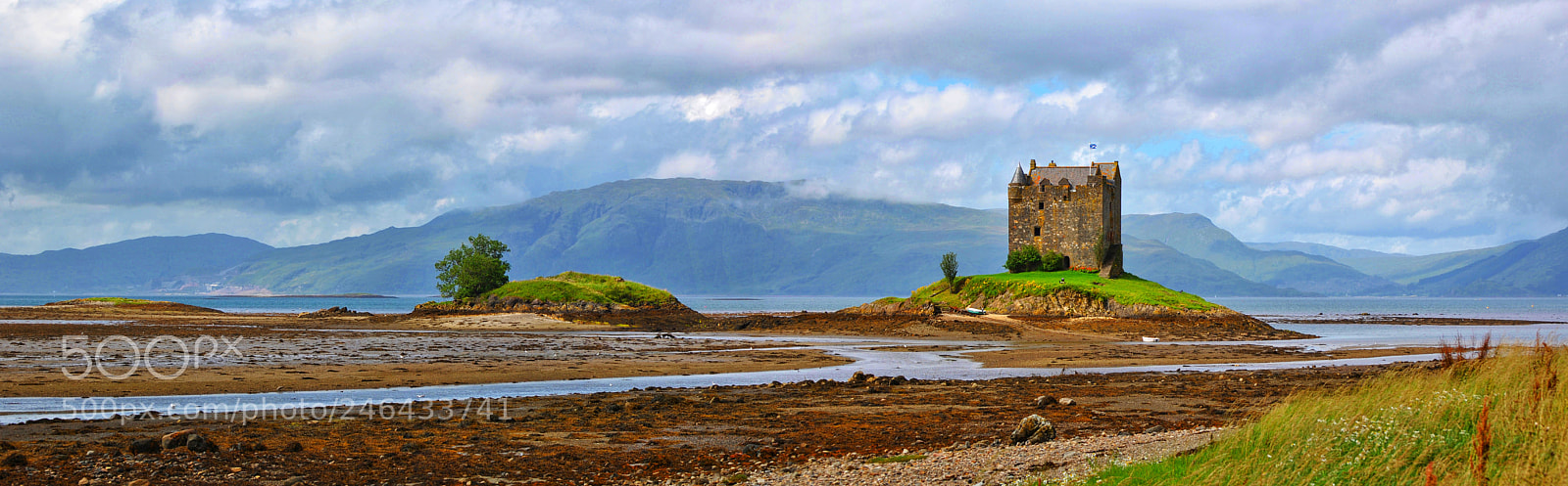 Nikon D3000 sample photo. Castle stalker photography