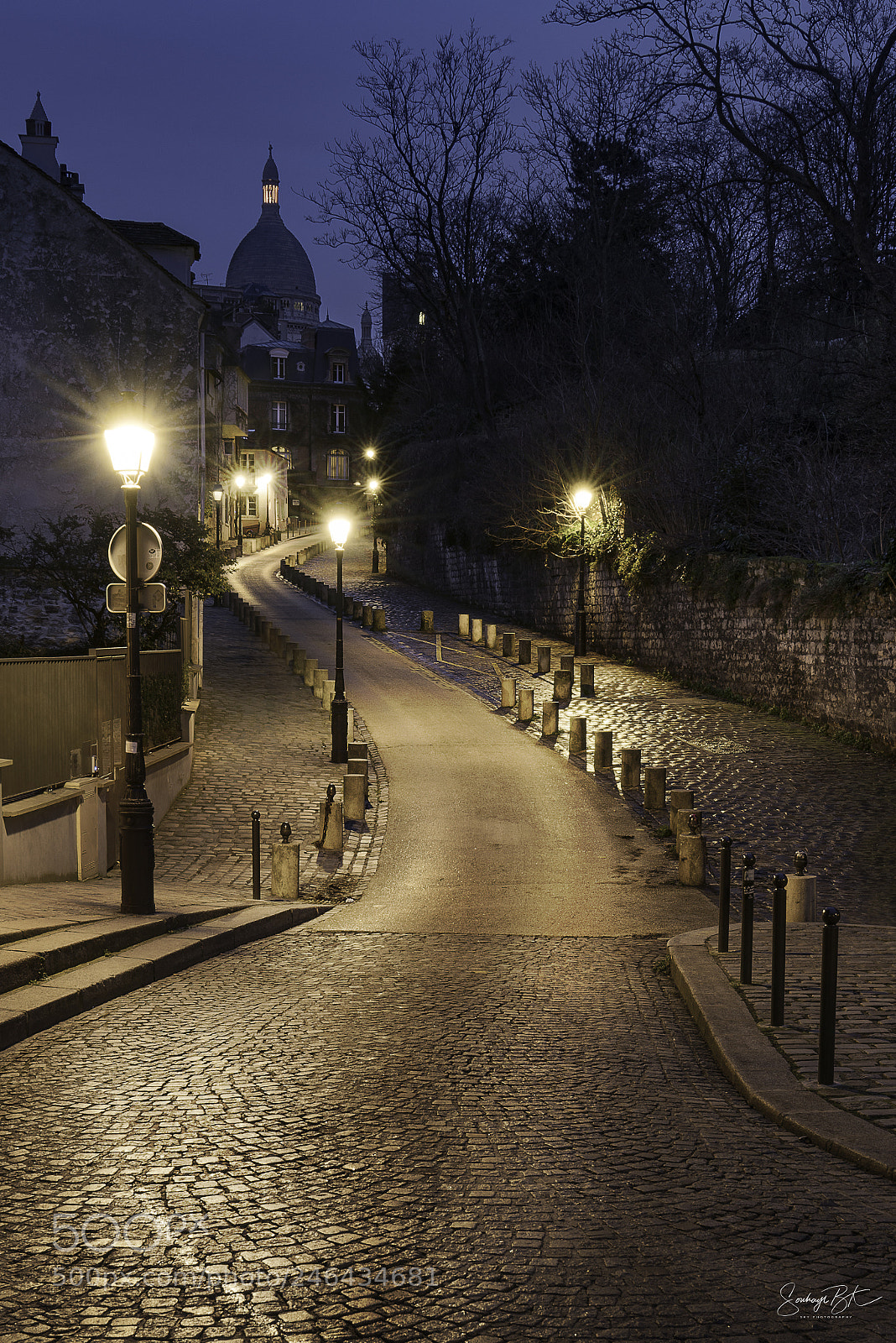 Sony a7R II sample photo. Sleepy paris photography