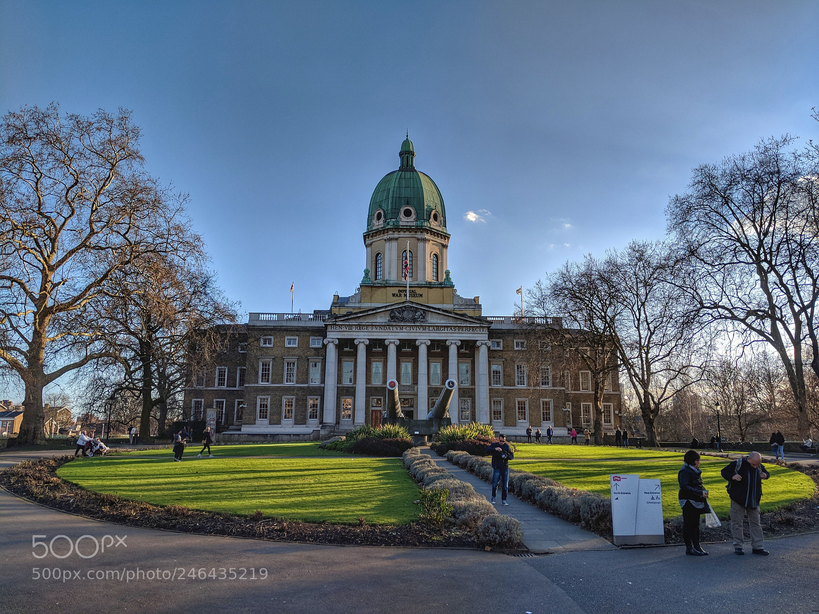 Google Pixel 2 sample photo. British imperial war museum photography