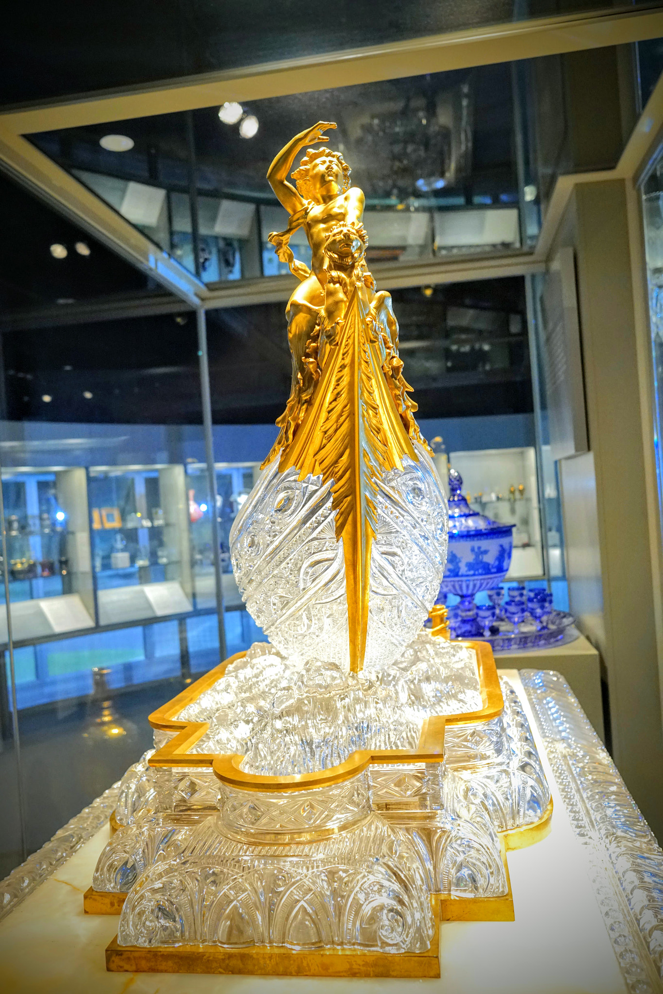 Sigma 19mm F2.8 EX DN sample photo. Corning museum of glass photography