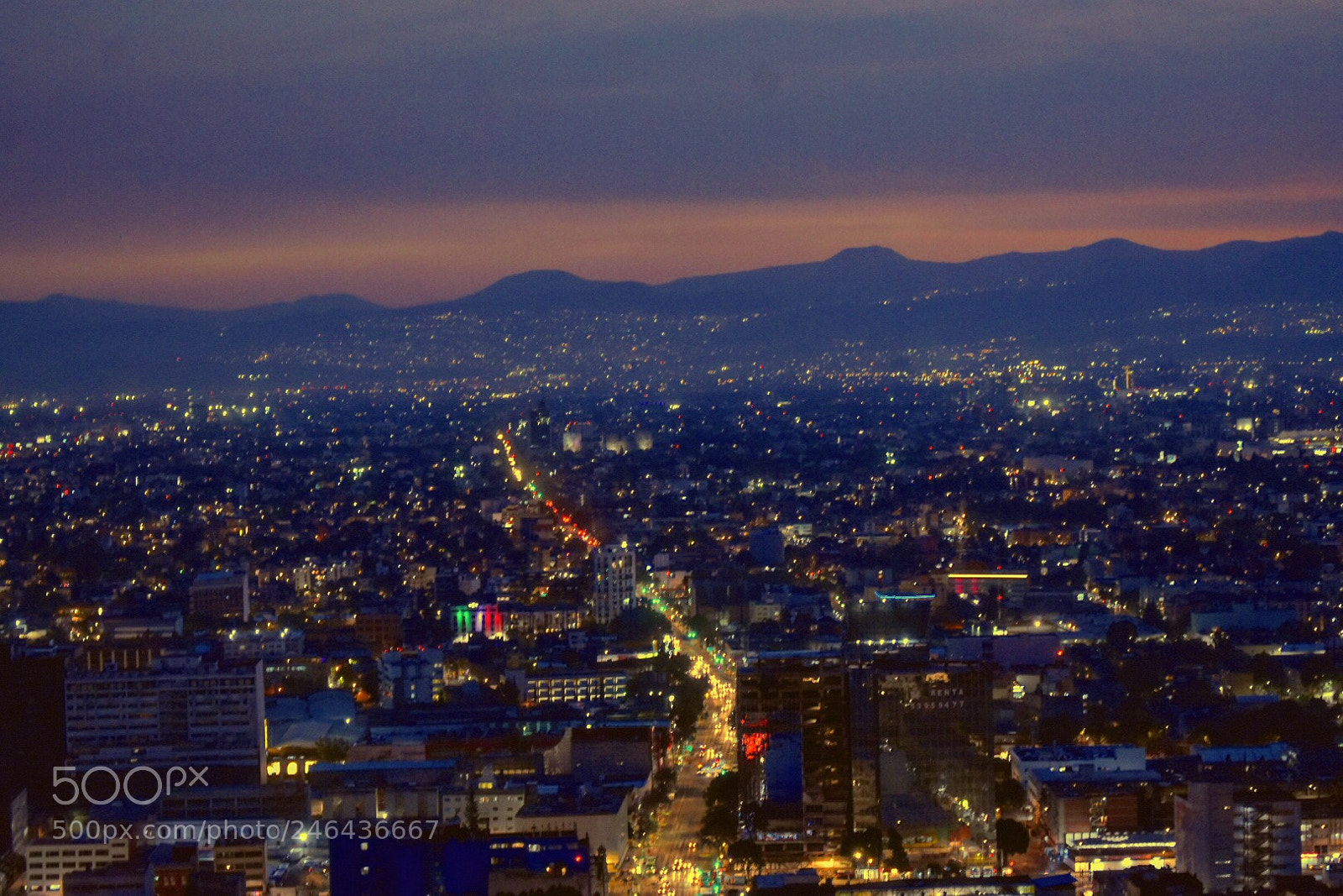 Nikon D3400 sample photo. Las luces de la photography