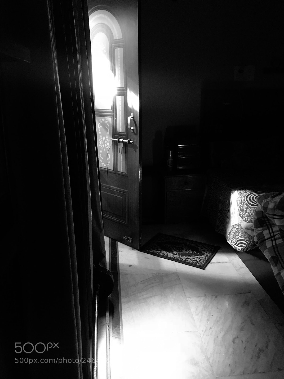 Apple iPhone 7 Plus sample photo. Room in dark photography