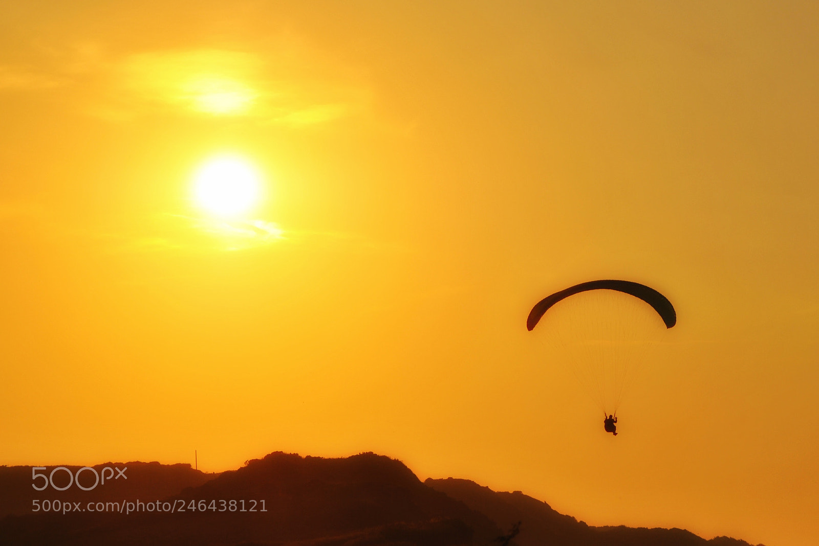 Nikon D3000 sample photo. Paraglider in norfolk photography