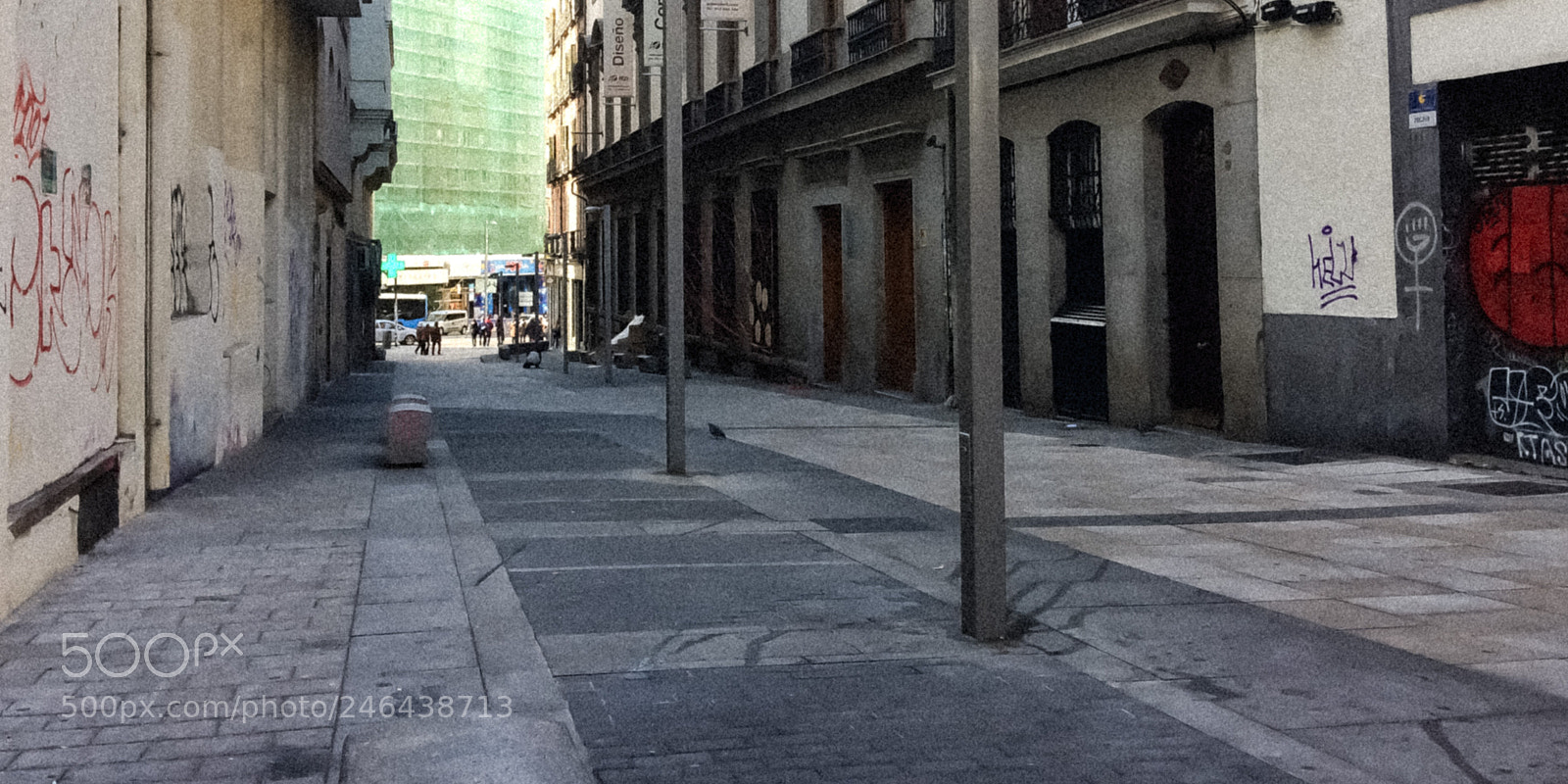 Apple iPhone 5s sample photo. Calle photography