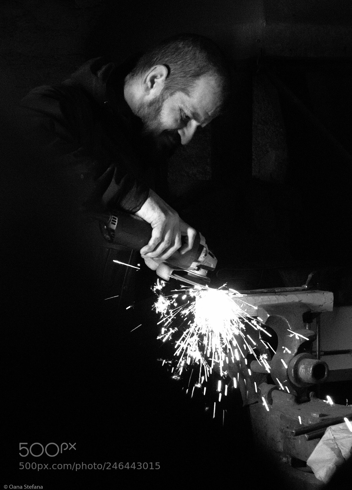 Canon EOS 600D (Rebel EOS T3i / EOS Kiss X5) sample photo. Black smith.jpg photography