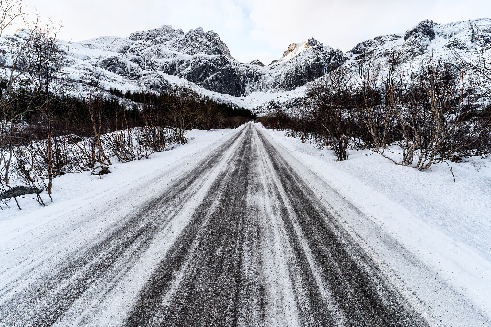 Sony a9 sample photo. Down the road... photography