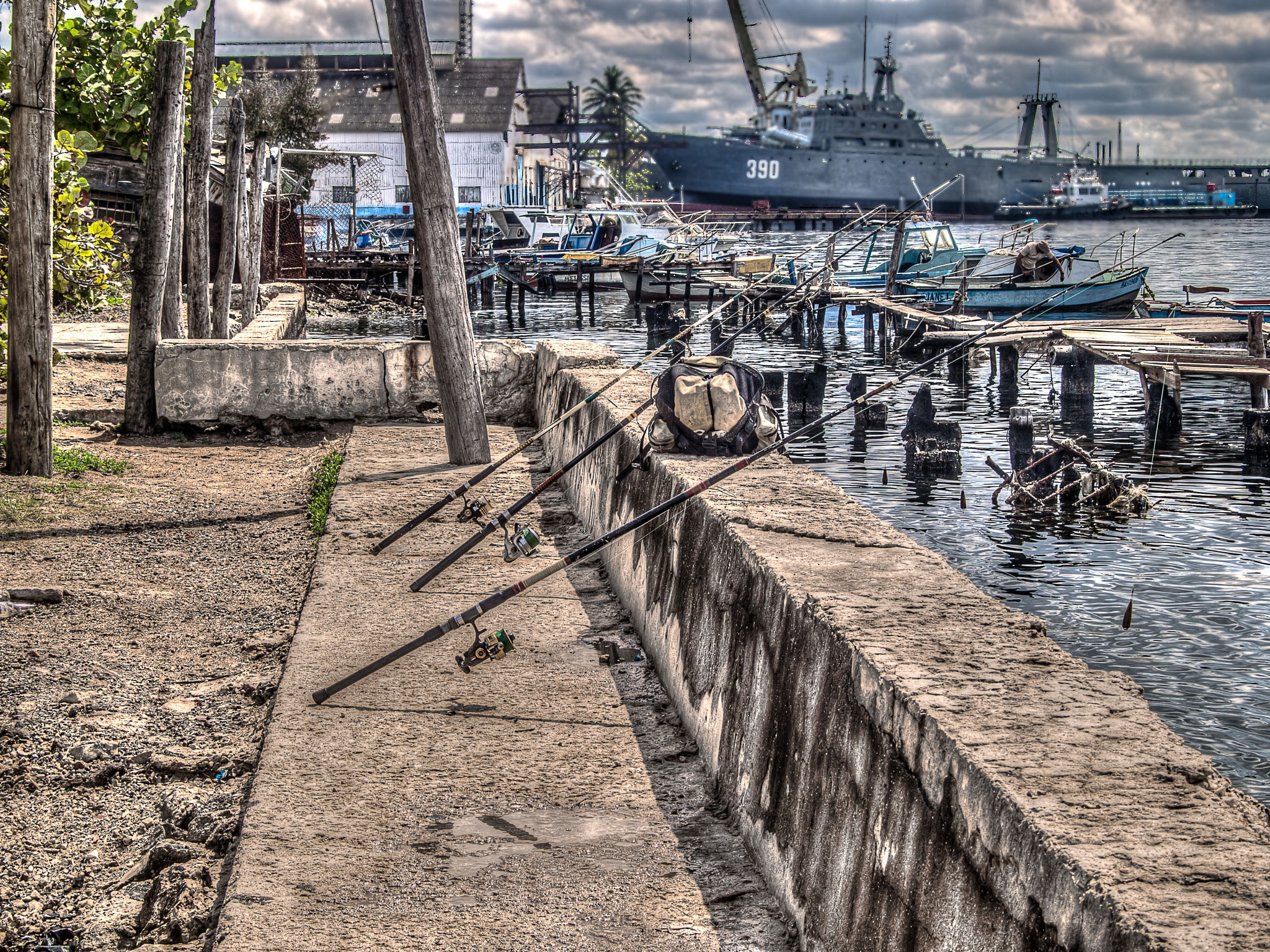 Olympus E-410 (EVOLT E-410) sample photo. Pesca surrealista photography