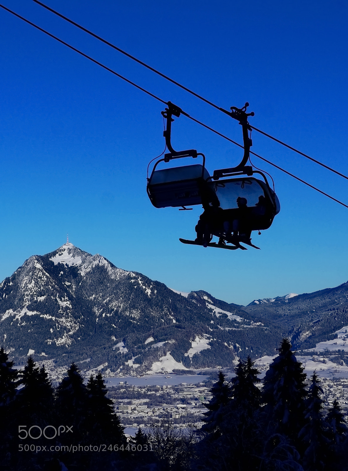Panasonic Lumix DMC-GH4 sample photo. Cabin lift in winter photography