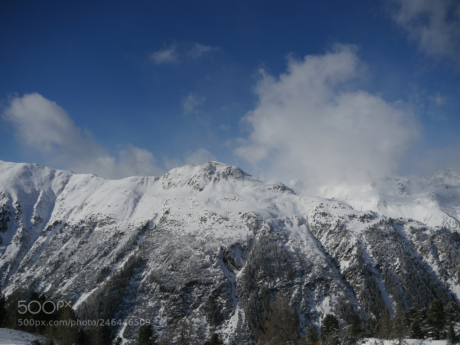 Panasonic Lumix DMC-GH4 sample photo. Winter snow covered mountain photography