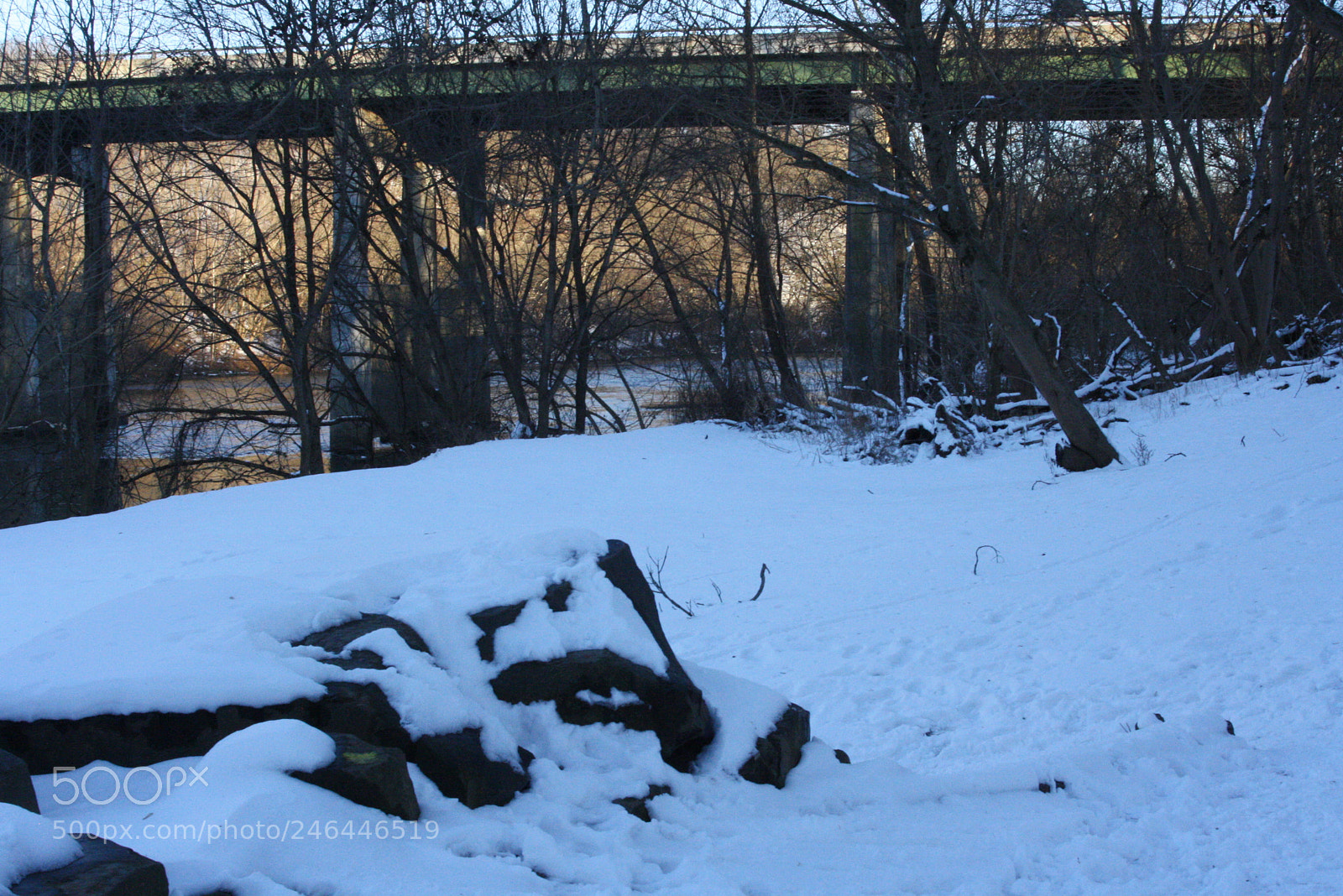 Canon EOS 1000D (EOS Digital Rebel XS / EOS Kiss F) sample photo. New camera snow photography