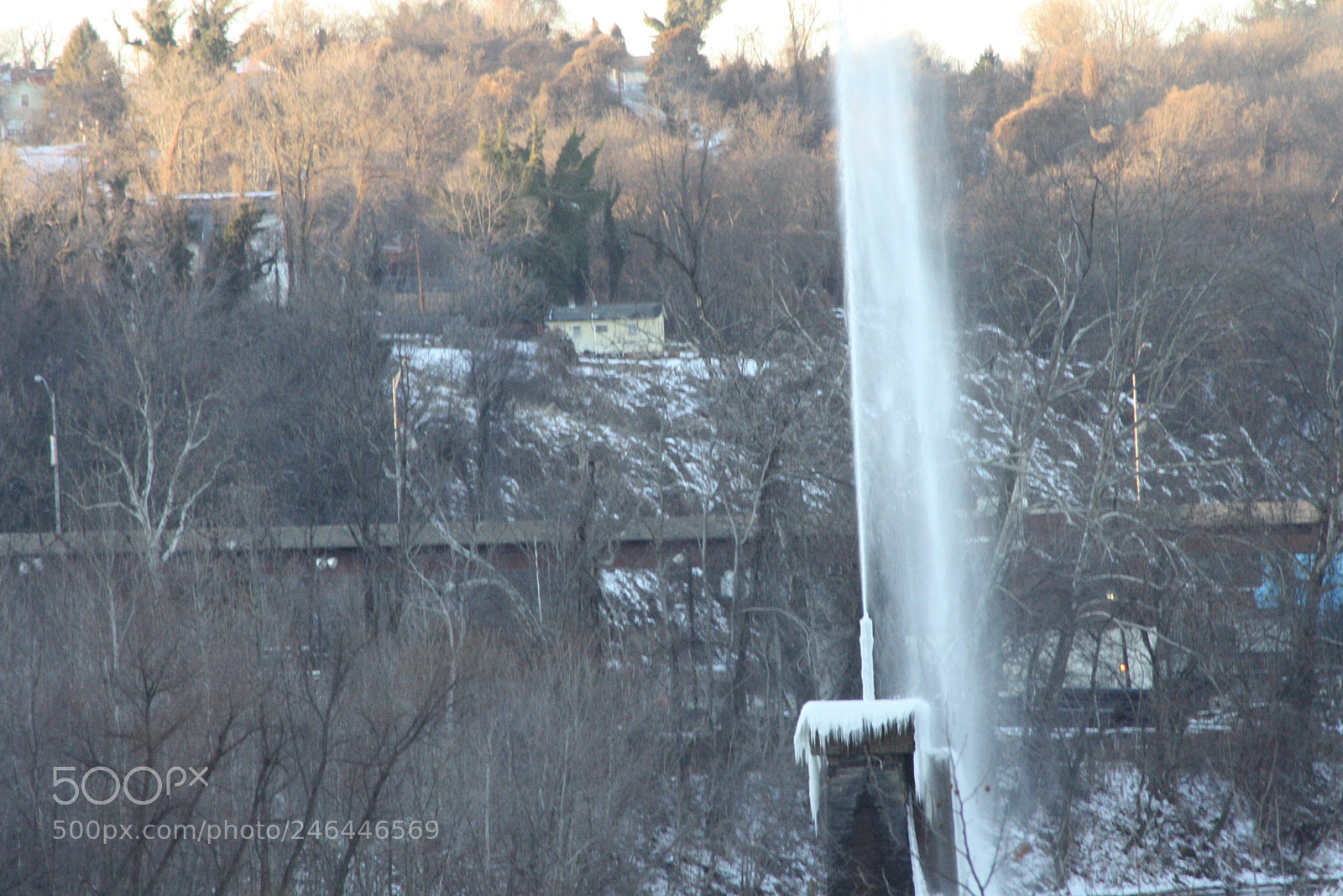 Canon EOS 1000D (EOS Digital Rebel XS / EOS Kiss F) sample photo. New camera snow photography