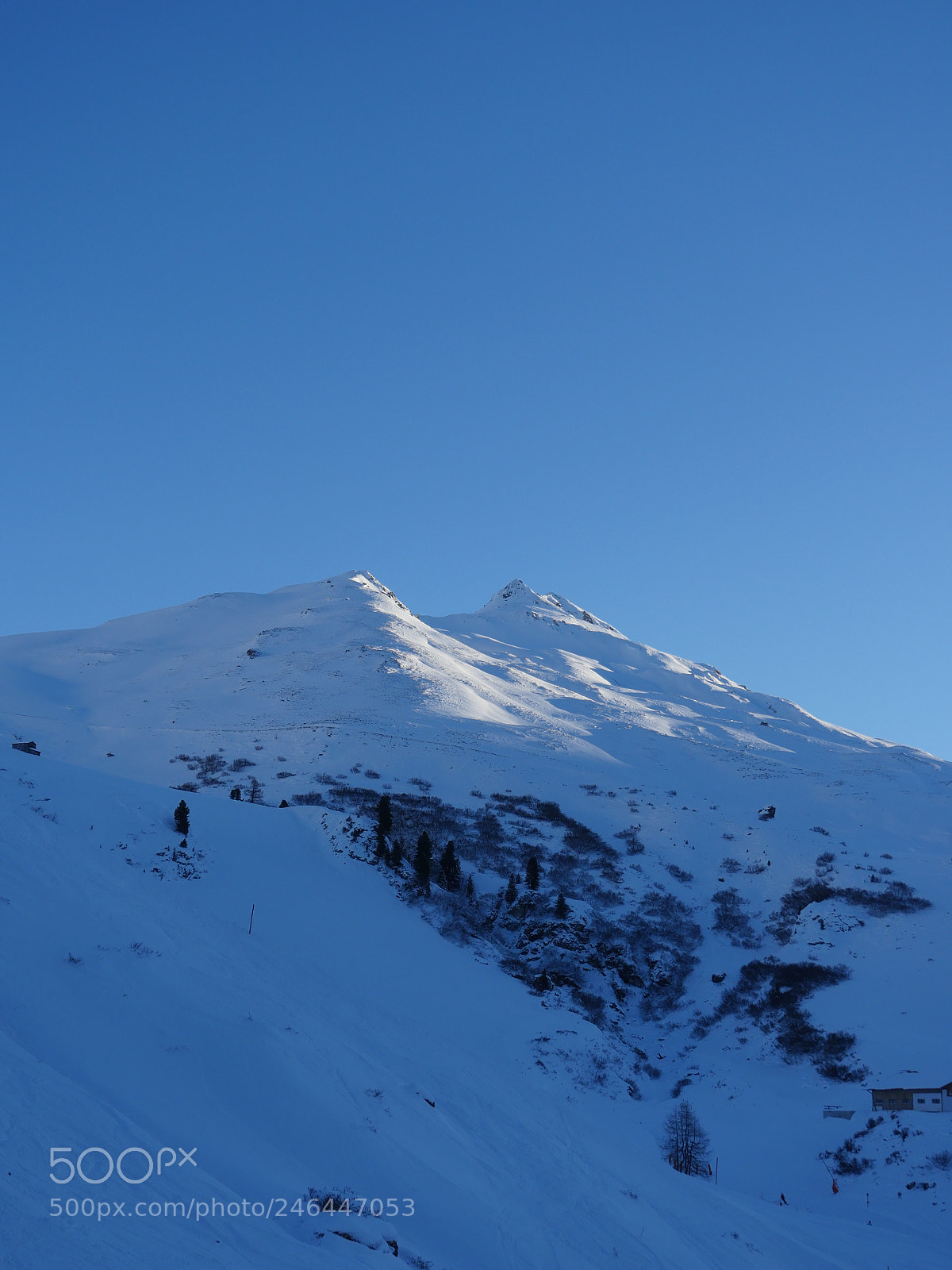 Panasonic Lumix DMC-GH4 sample photo. Winter snow covered mountain photography