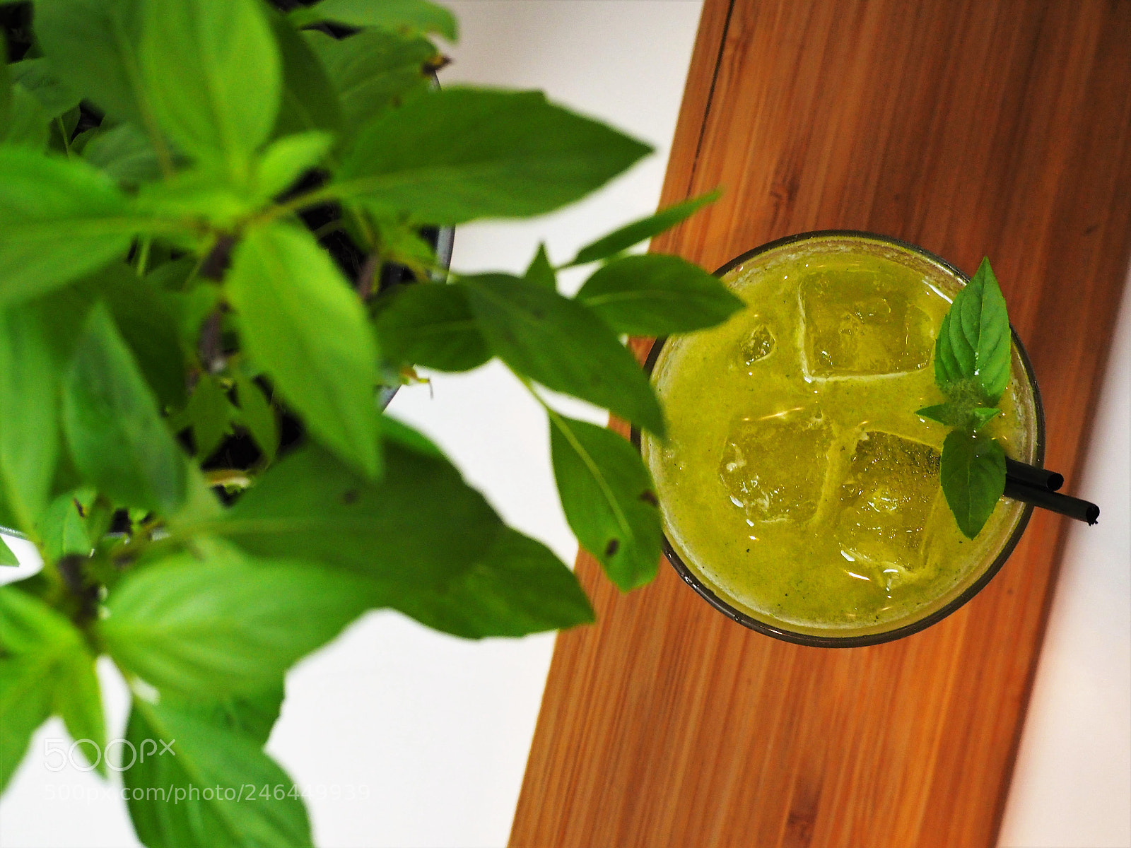 Olympus OM-D E-M10 II sample photo. Thai smash photography