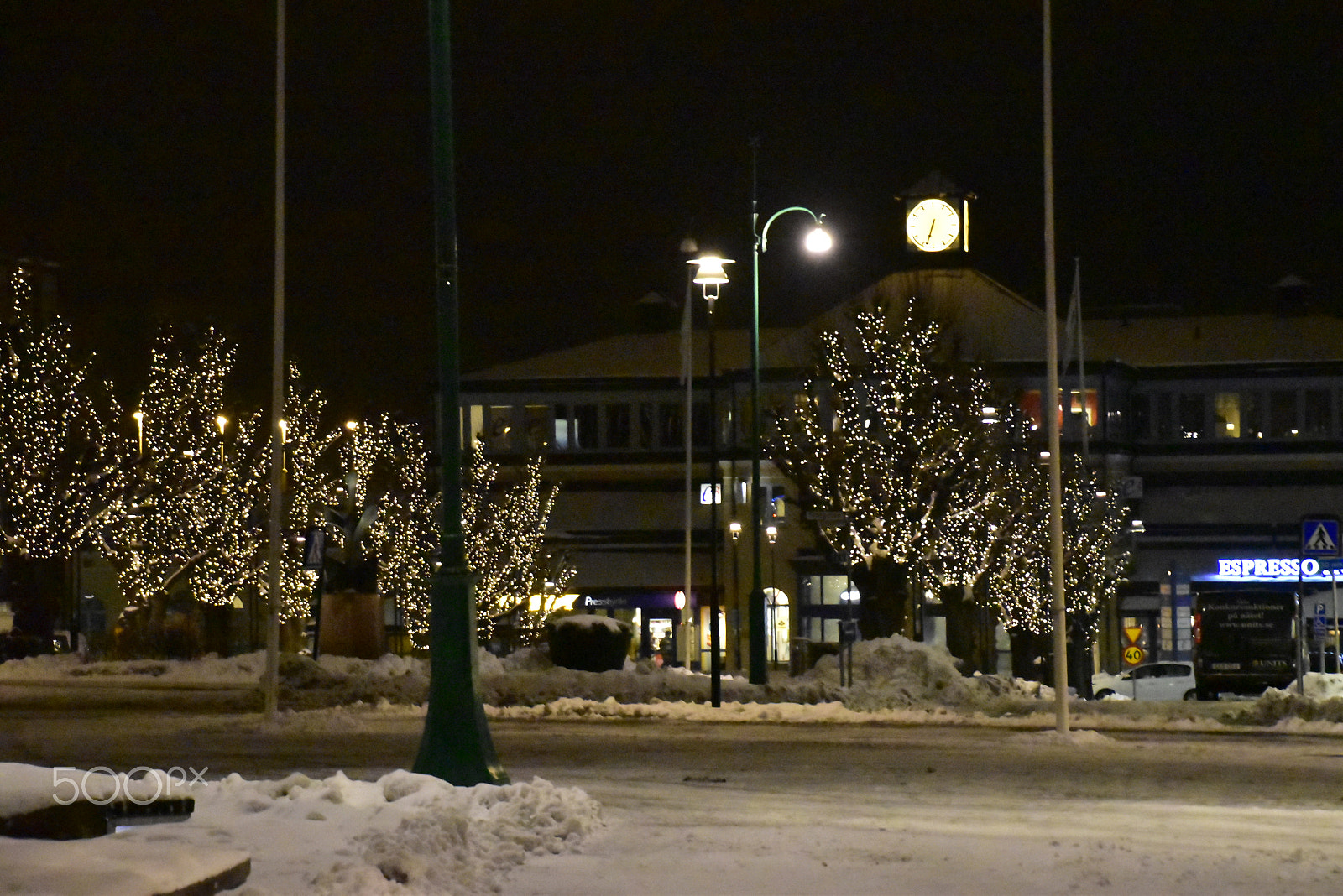Nikon D5500 sample photo. Torget på kvällen_04 photography