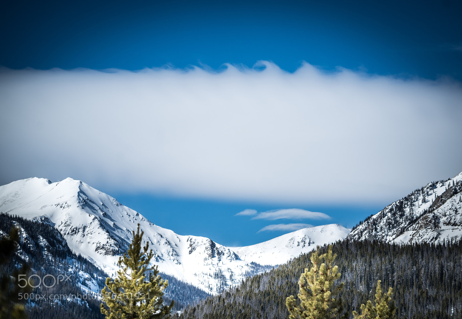 Sony a7R II sample photo. Cloud shark photography