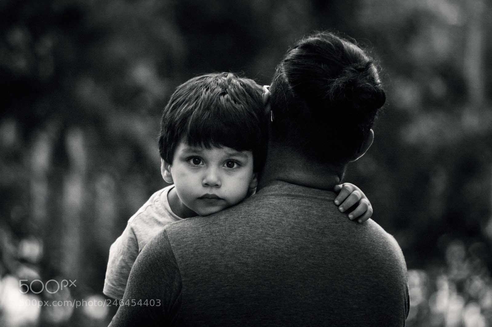 Nikon D70 sample photo. Shoulder to rest photography