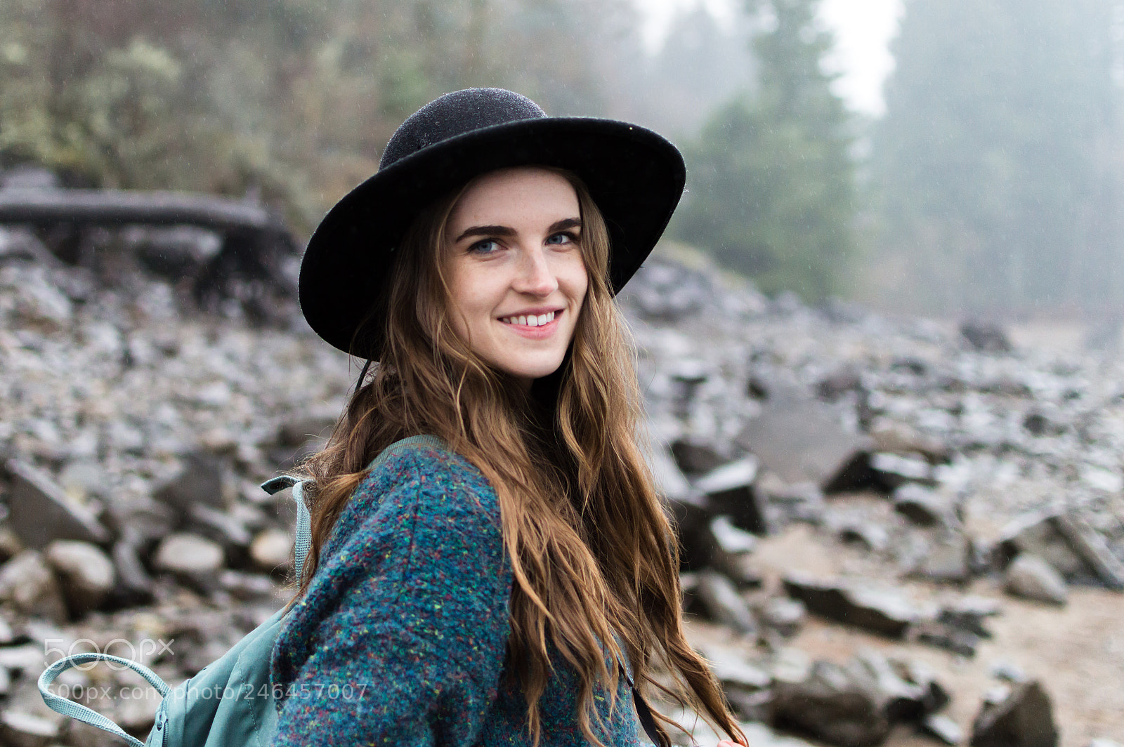 Nikon D3200 sample photo. Leah at yale lake photography