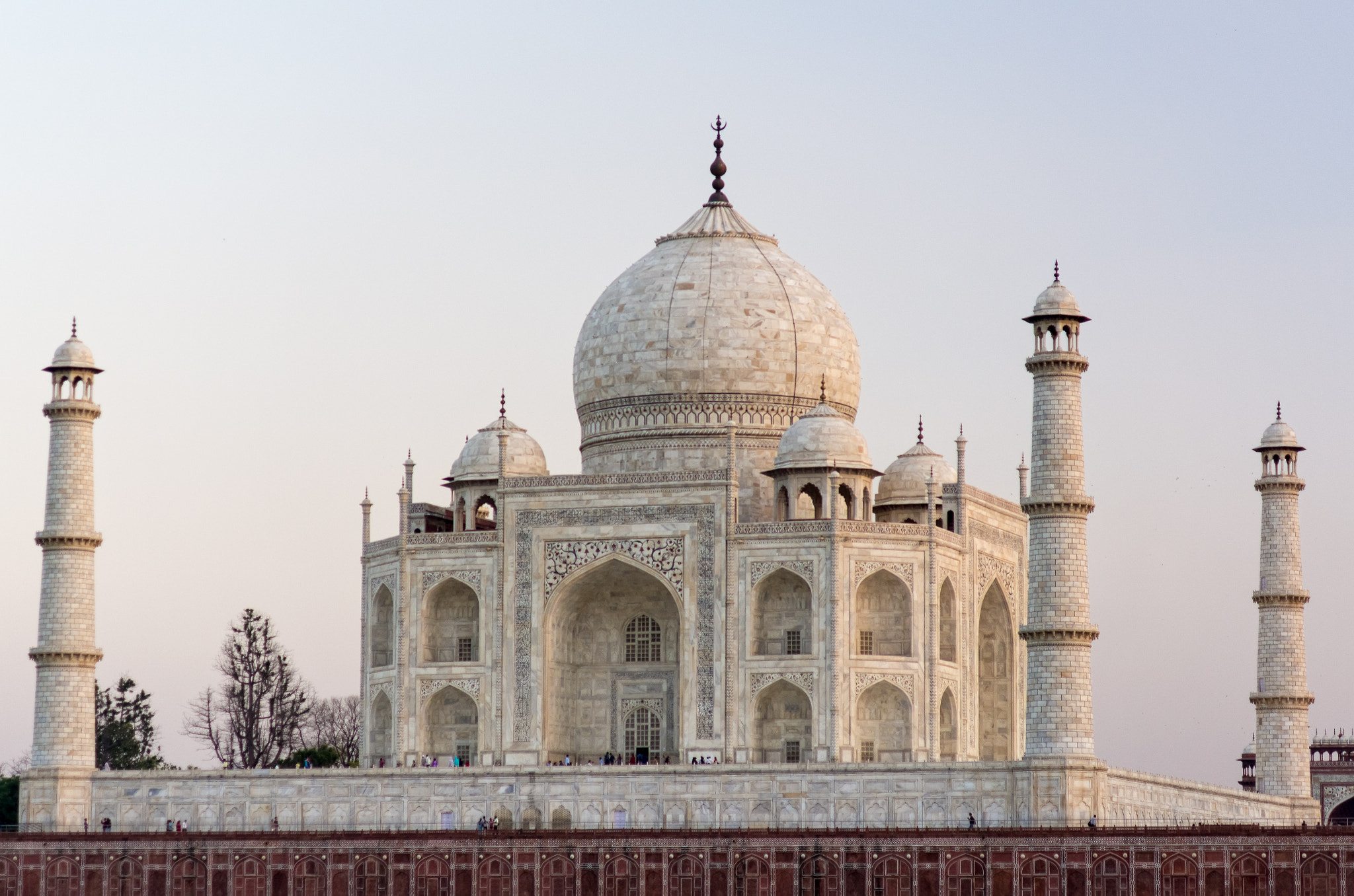 Pentax K-5 + Pentax smc DA 70mm F2.4 AL Limited sample photo. Taj mahal photography