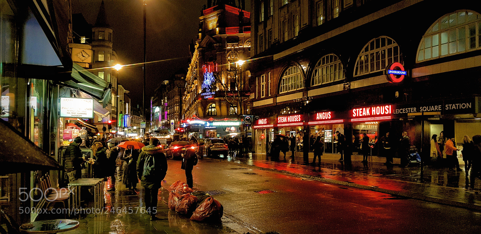 Samsung Galaxy S7 Edge sample photo. Leicester square rain photography