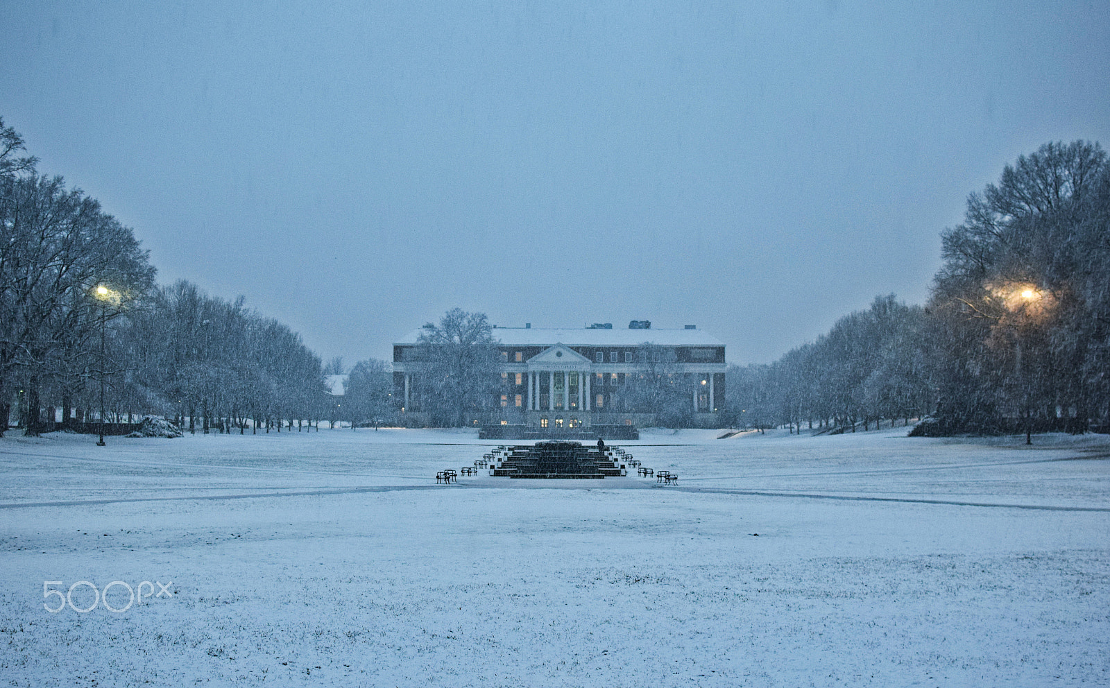 Nikon D3300 + Nikon AF-S DX Nikkor 35mm F1.8G sample photo. Snowy day - mckeldin mall - university of maryland photography