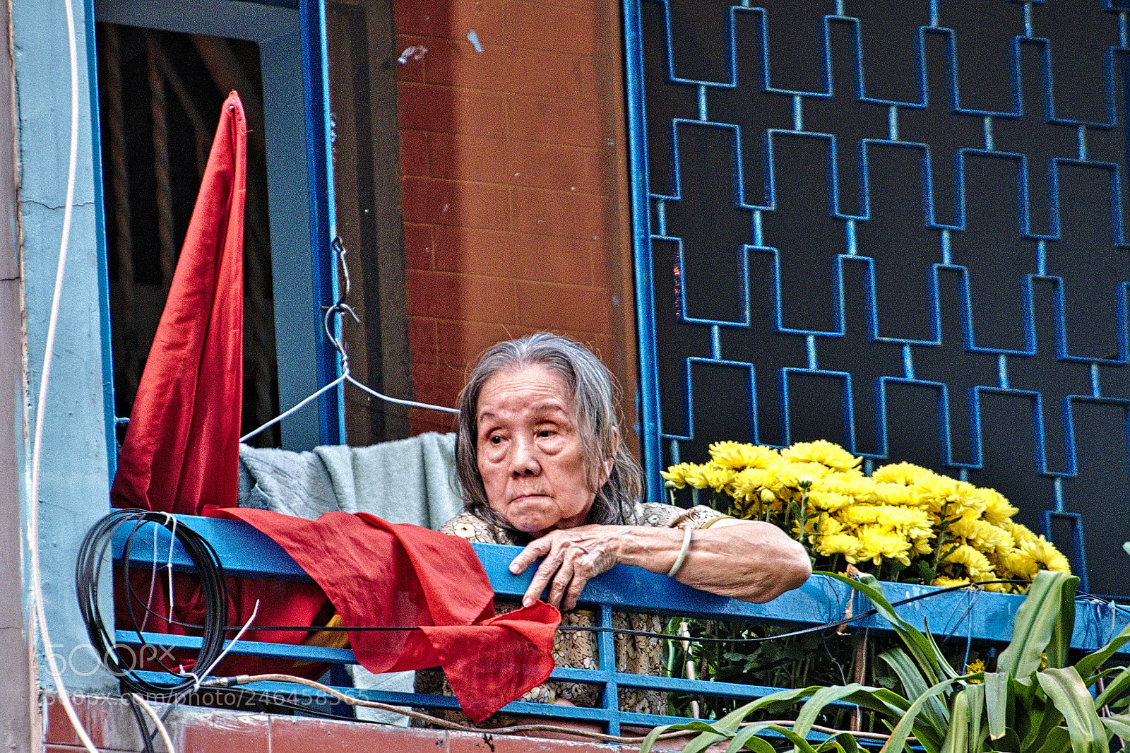 Fujifilm X-T2 sample photo. Watching tet celebrations on photography