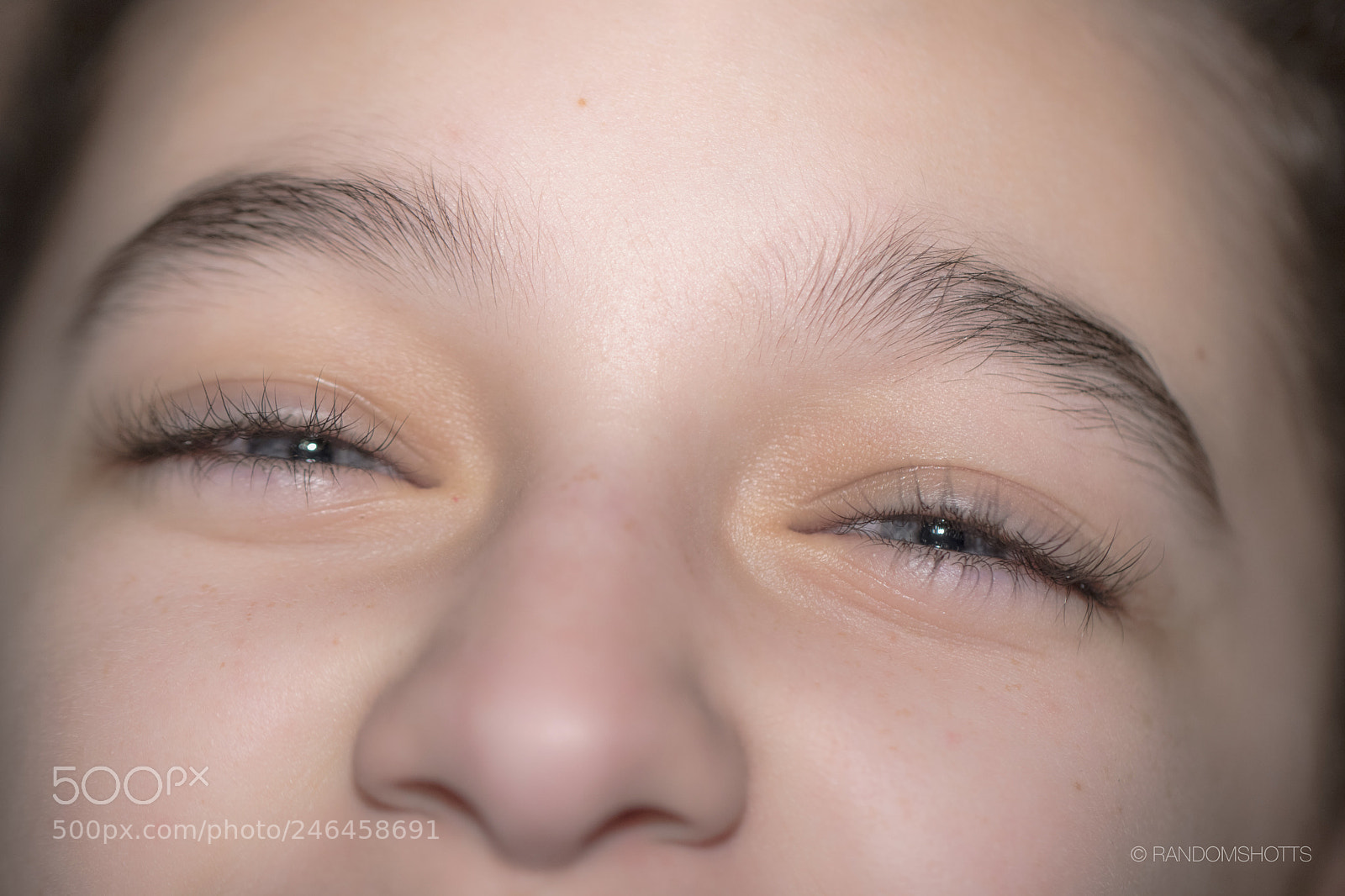 Canon EOS 750D (EOS Rebel T6i / EOS Kiss X8i) sample photo. Smiling photography