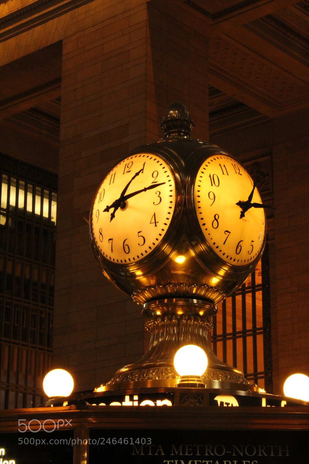 Canon EOS 1300D (EOS Rebel T6 / EOS Kiss X80) sample photo. Grand central station photography