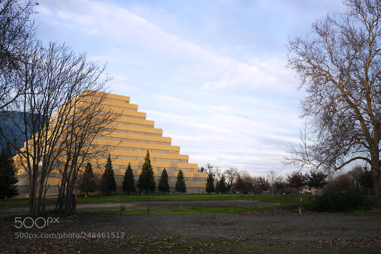 Sony a7 II sample photo. Sony 3662 ziggurat building photography