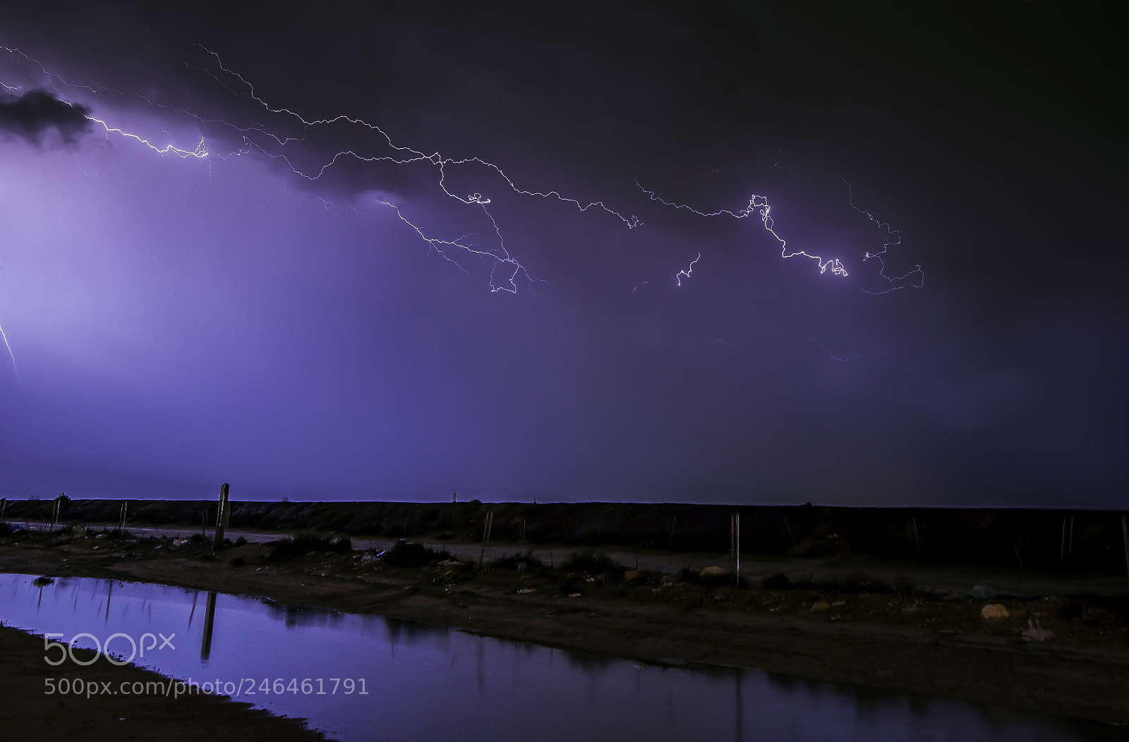 Canon EOS 550D (EOS Rebel T2i / EOS Kiss X4) sample photo. Lighting storm photography