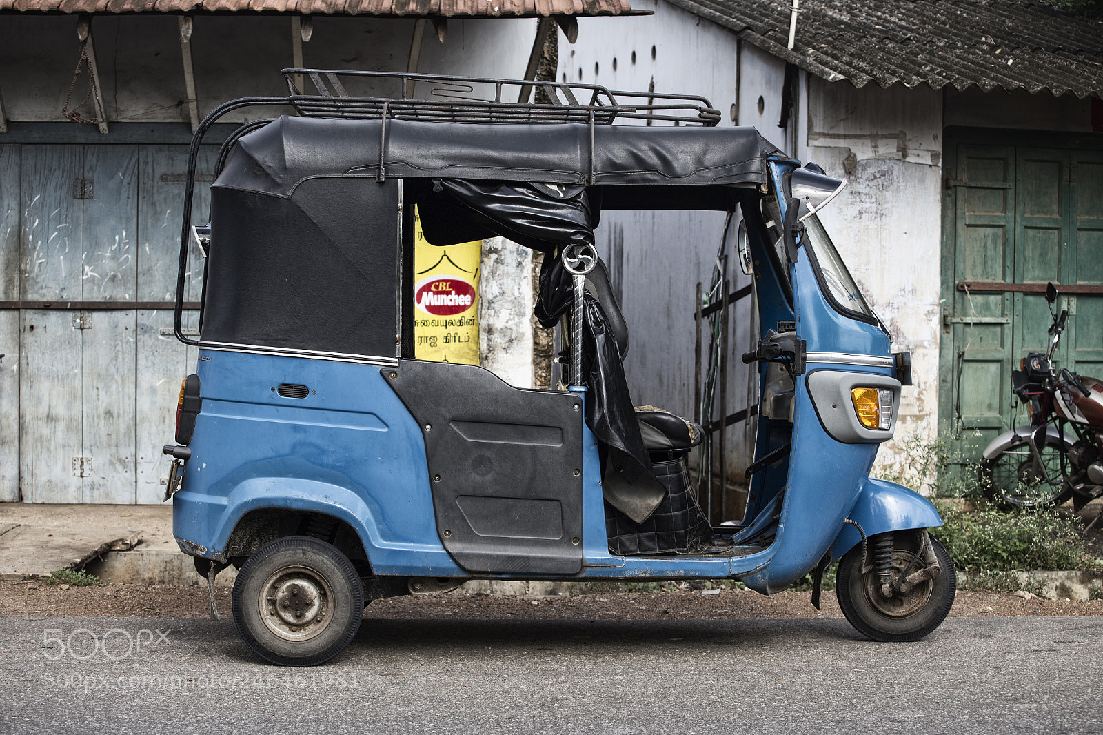Canon EOS 6D sample photo. Tuktuk taxi on the photography
