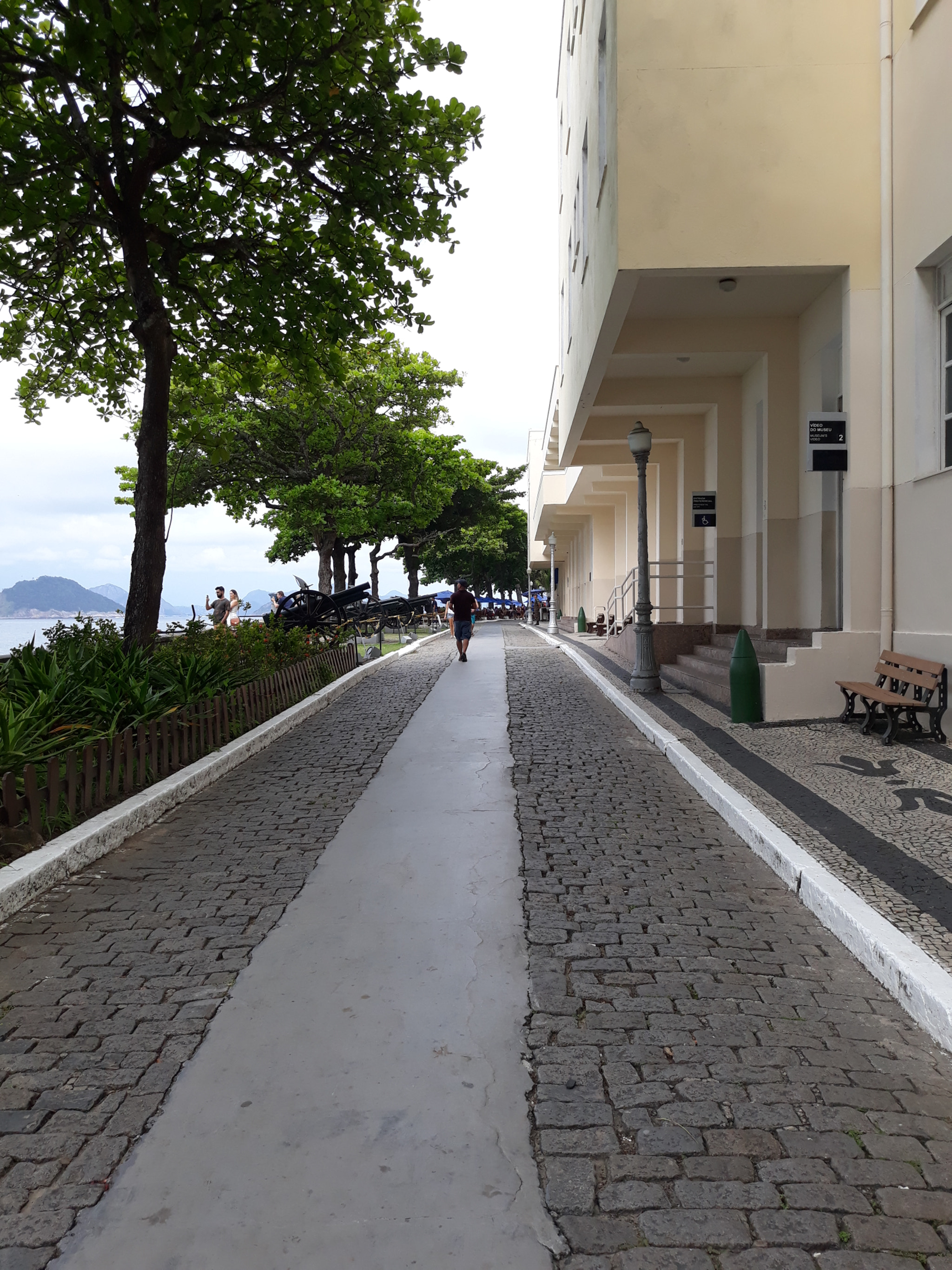 Samsung Galaxy J5 Pro sample photo. Forte de copacabana photography