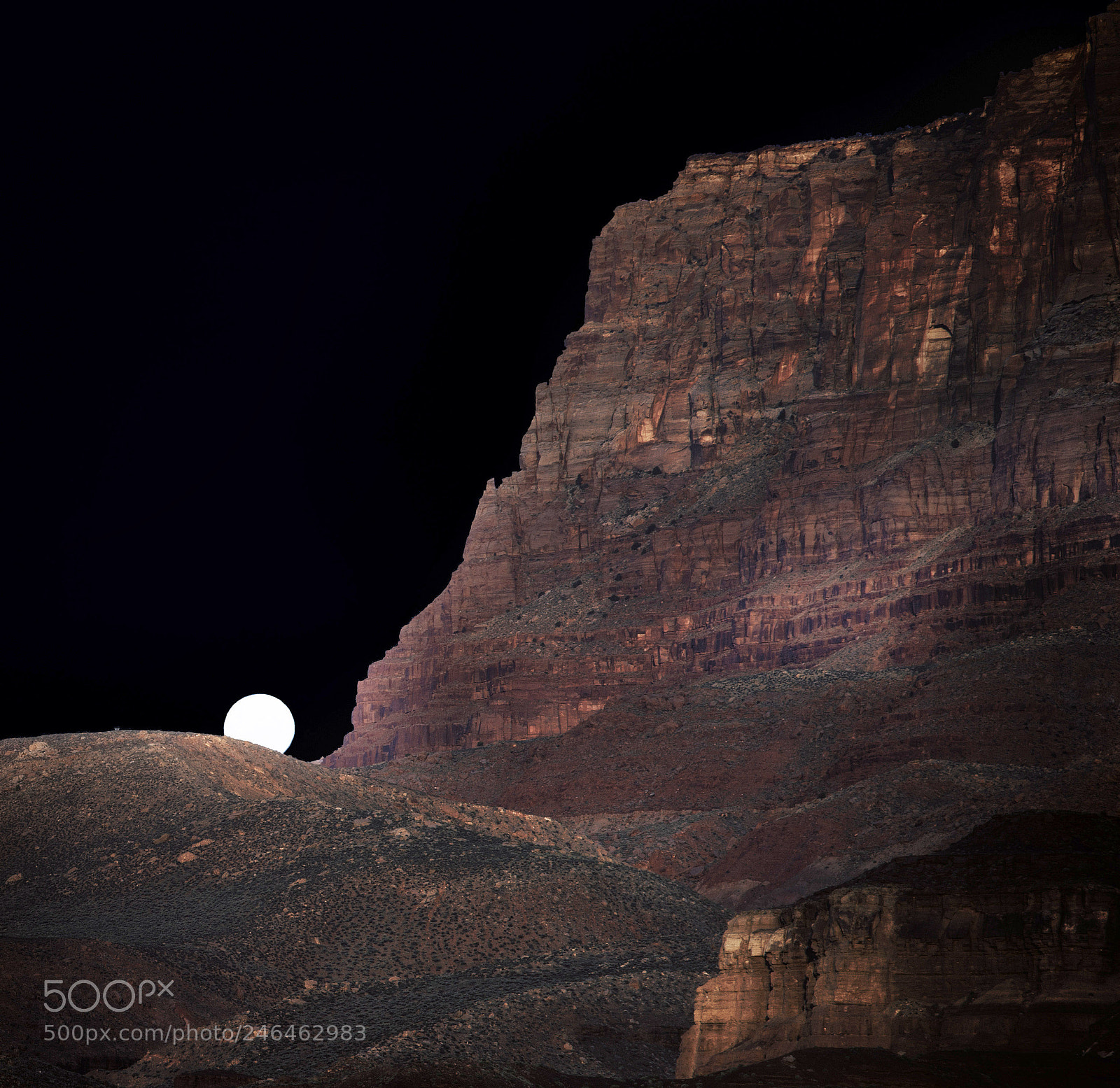 Sony a7R II sample photo. Vermilion cliffs moonset photography