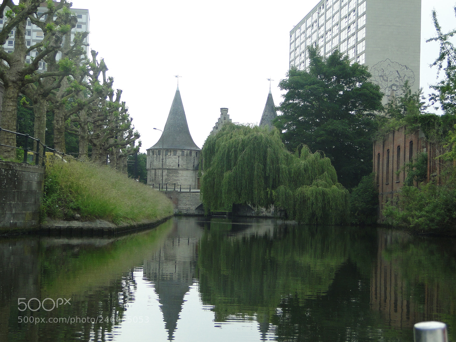Sony Cyber-shot DSC-HX1 sample photo. Reflejo photography
